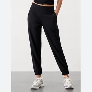 Athleta Brooklyn‎ Legacy Mid Rise Jogger pants Size 6 black